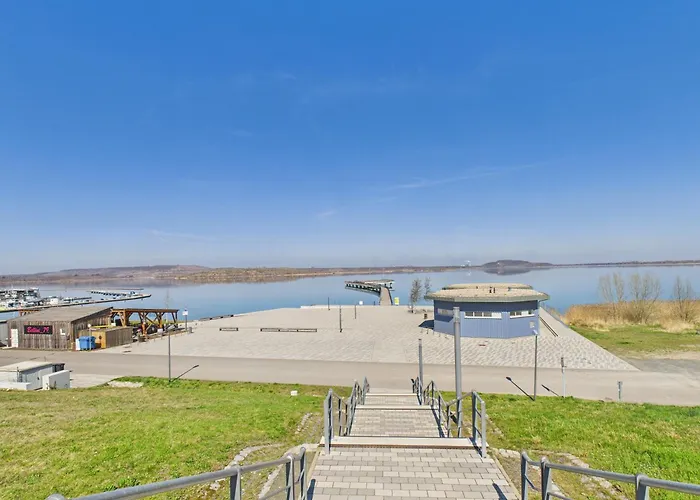 Lägenhet Loft & Living 2 Am Geiseltalsee Wlan Netflix Parkplatz